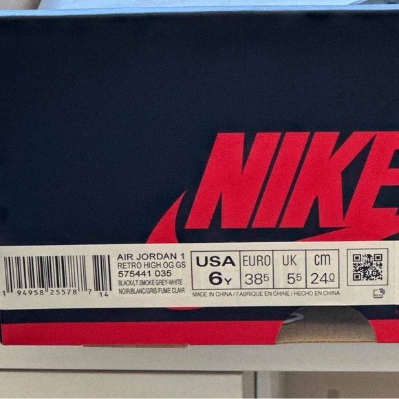 Air Jordan 1 Retro High OG GS 'Shadow 2.0' - Picture 3 of 3